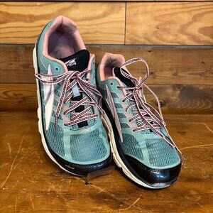 Women's Altra Running Shoe 9.5